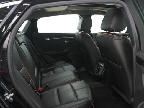 Used 2016 Chevrolet Impala LTZ w/ Enhanced Convenience Package FWD image 12