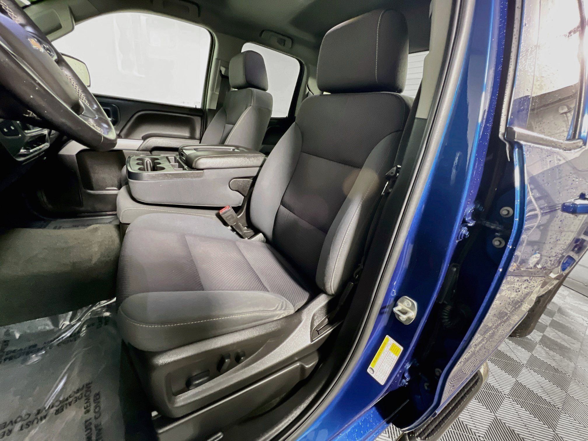 Used 2019 Chevrolet Silverado 1500 LT w/ All Star Edition AWD/4WD image 15