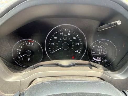 Used 2017 Honda HR-V EX-L image 9