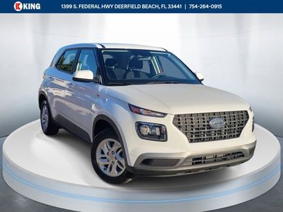 Certified 2025 Hyundai Venue SE