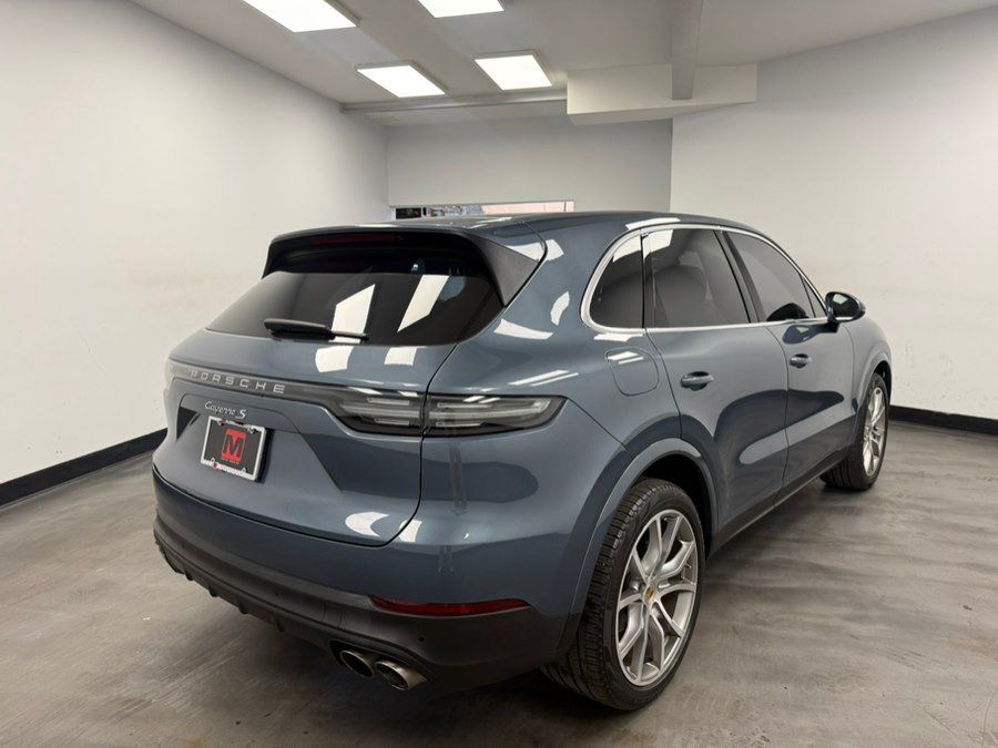 Used 2019 Porsche Cayenne S w/ Premium Plus Package AWD/4WD image 9