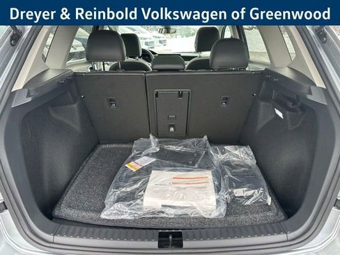 New 2026 Volkswagen Taos SE image 34