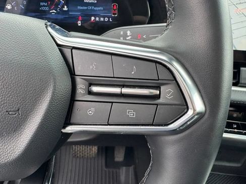 Used 2026 Chevrolet Equinox LT w/ Convenience Package II FWD image 16