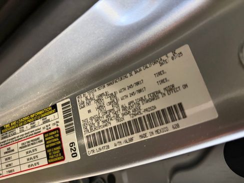 Used 2025 Toyota Tacoma SR5 image 39