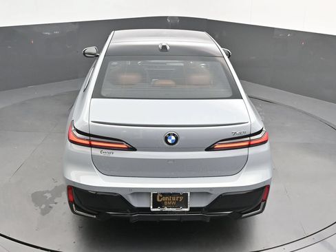 New 2026 BMW 740i w/ Executive Package RWD image 37