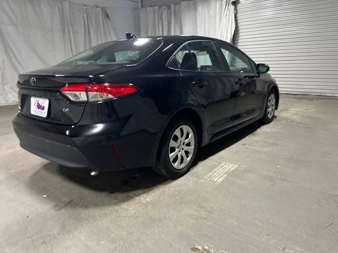 Used 2023 Toyota Corolla LE FWD image 7