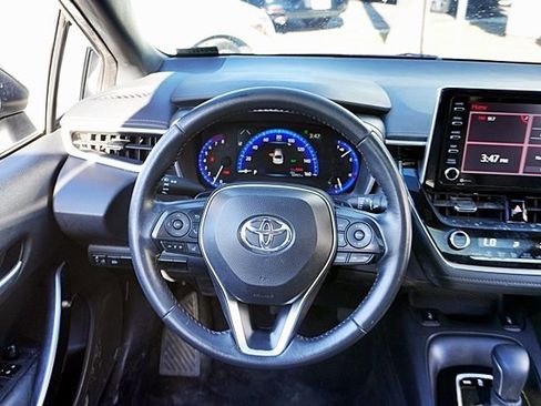Used 2022 Toyota Corolla XSE image 19