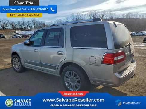Used 2007 Lincoln Navigator 4WD image 3