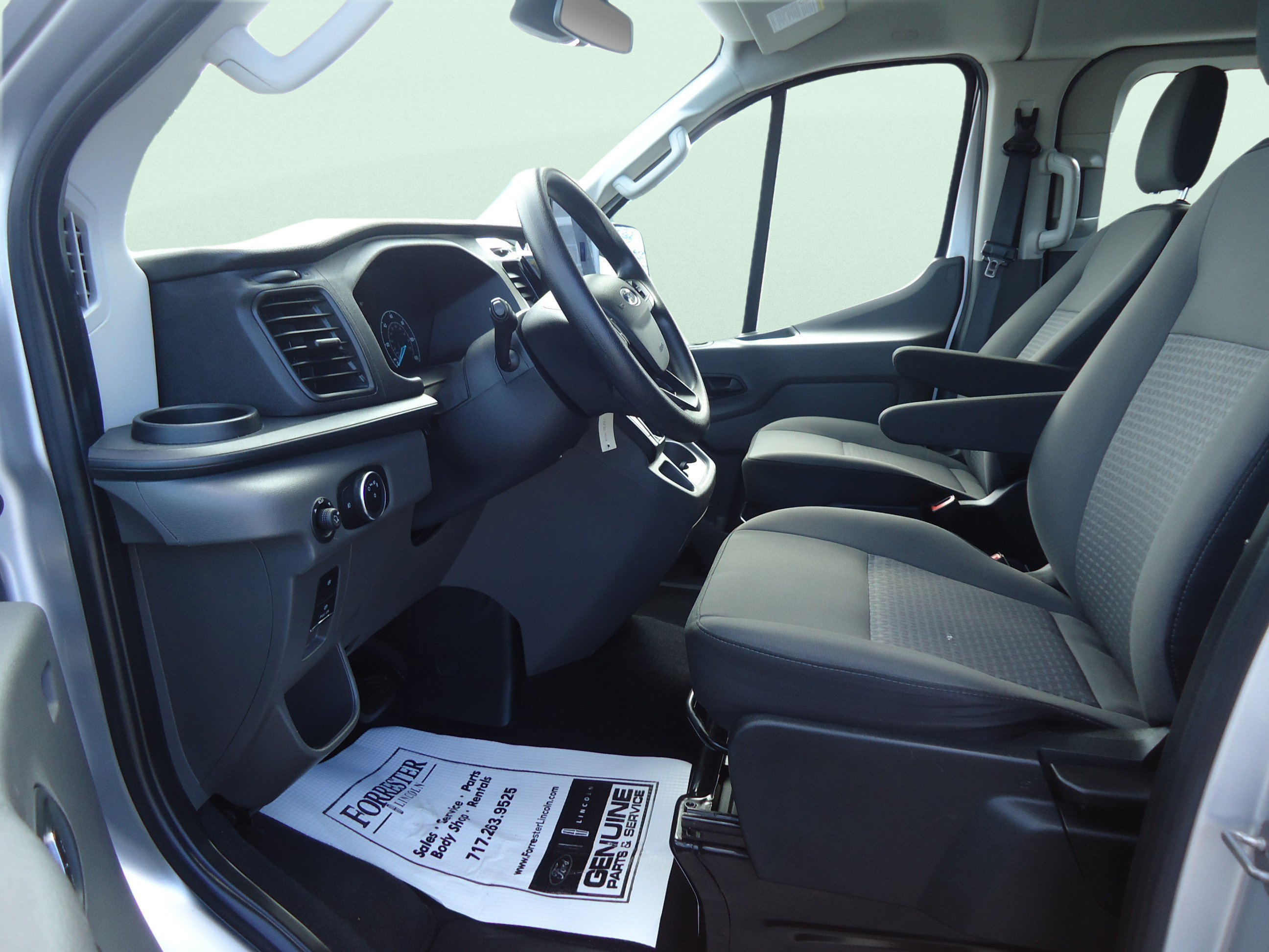 Used 2024 Ford Transit 350 XLT RWD image 21