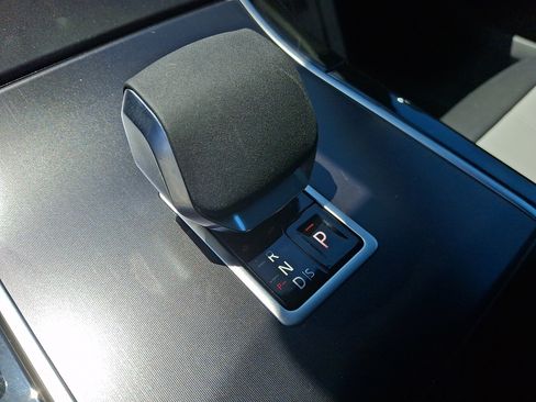 New 2026 Land Rover Range Rover Velar Dynamic SE AWD/4WD image 13