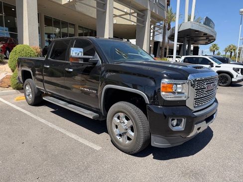 Used 2018 GMC Sierra 3500 Denali w/ Duramax Plus Package AWD/4WD image 3
