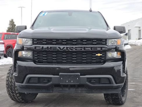 Used 2021 Chevrolet Silverado 1500 Custom AWD/4WD image 11