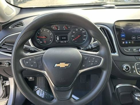 Used 2020 Chevrolet Malibu LT image 10