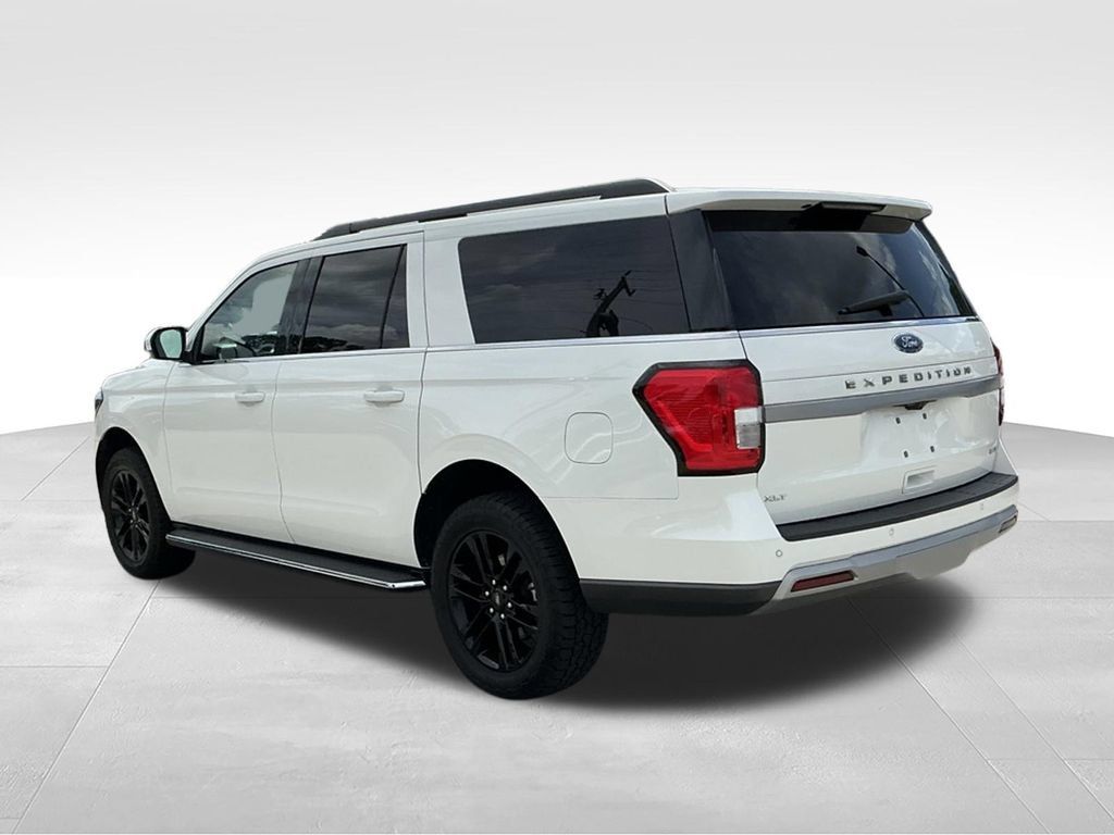 Used 2023 Ford Expedition Max XLT RWD image 7