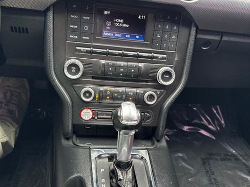 Used 2016 Ford Mustang Coupe RWD image 9