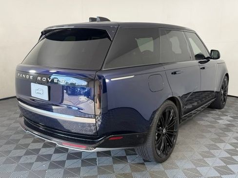 Used 2023 Land Rover Range Rover SE AWD/4WD image 8