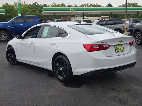 Certified 2022 Chevrolet Malibu LS FWD image 13