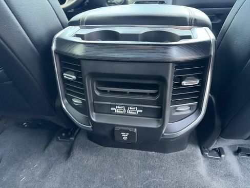 Used 2024 RAM 1500 Laramie AWD/4WD image 25