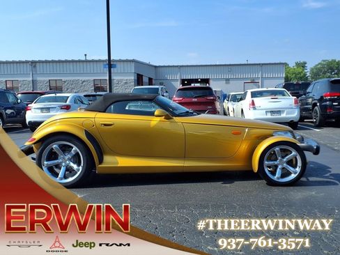 Used 2002 Chrysler Prowler image 3