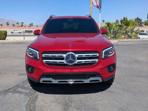 Used 2022 Mercedes-Benz GLB 250 4MATIC image 4