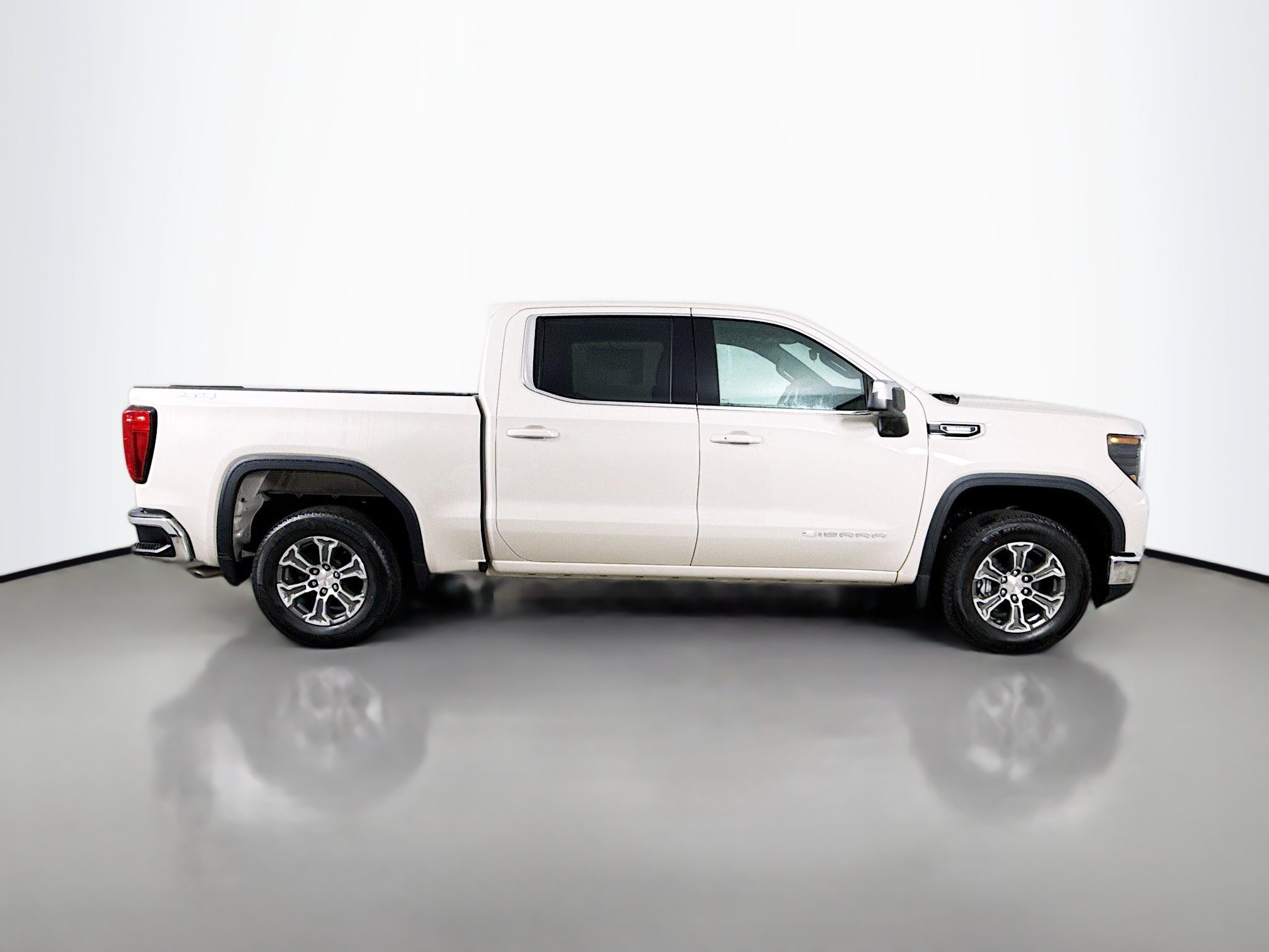 Certified 2026 GMC Sierra 1500 SLE AWD/4WD image 9