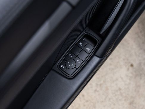 Used 2025 Porsche 911 Carrera GTS image 21