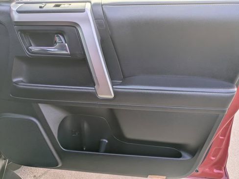 Used 2023 Toyota 4Runner SR5 Premium image 34