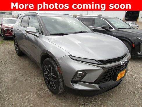 Used 2024 Chevrolet Blazer RS w/ Driver Confidence II Package image 7
