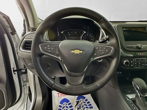 Used 2024 Chevrolet Equinox LT AWD/4WD image 17