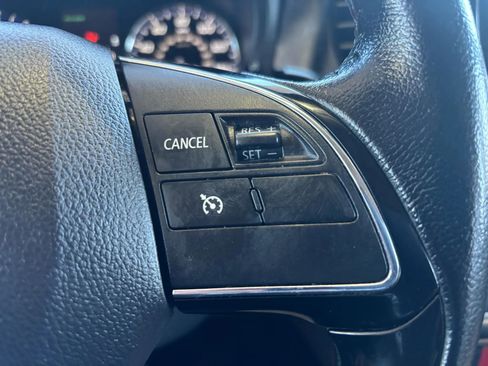 Used 2017 Mitsubishi Outlander SE image 15