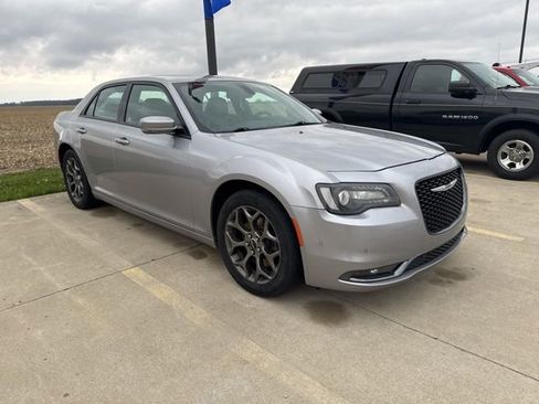 Used 2017 Chrysler 300 S w/ 300S Premium Group AWD/4WD image 11
