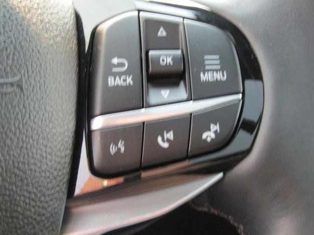 Certified 2022 Ford Explorer Platinum w/ Equipment Group 601A AWD/4WD image 25