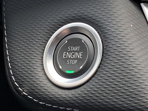 Used 2025 Chevrolet Equinox LT image 21