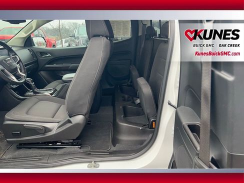 Used 2022 GMC Canyon Elevation image 9