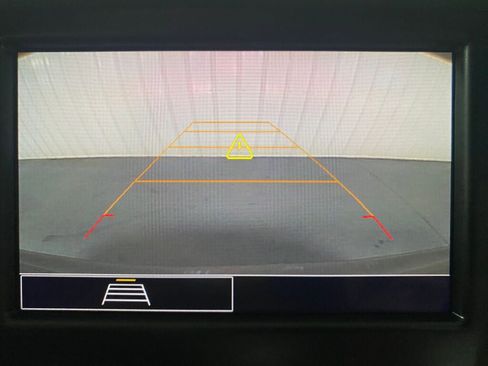 Used 2022 Chevrolet Equinox LS image 9