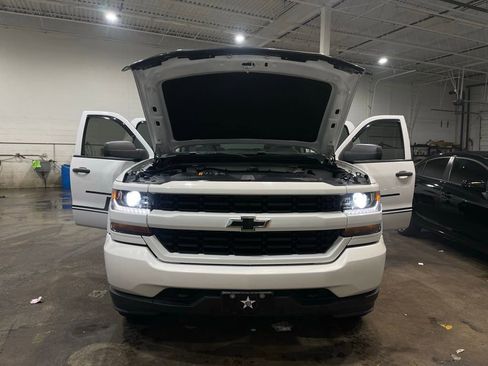 Used 2017 Chevrolet Silverado 1500 Custom w/ Custom Convenience Package image 31
