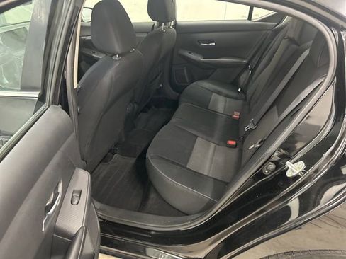 Used 2021 Nissan Sentra SV FWD image 8