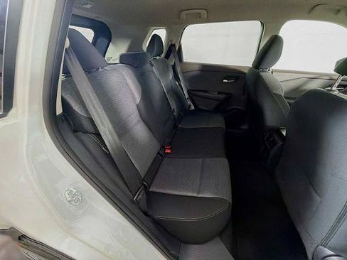Certified 2023 Nissan Rogue SV FWD image 24