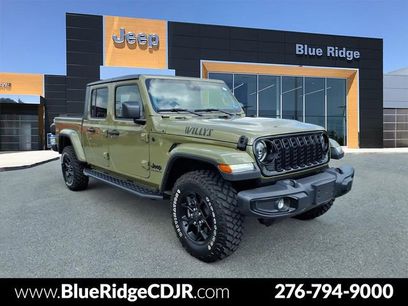Used 2025 Jeep Gladiator Sport
