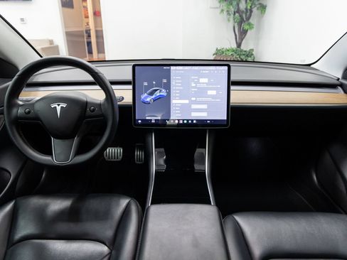 Used 2020 Tesla Model 3 Performance AWD/4WD image 5