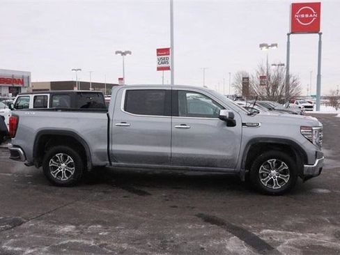 Used 2024 Chevrolet Tahoe LT image 34