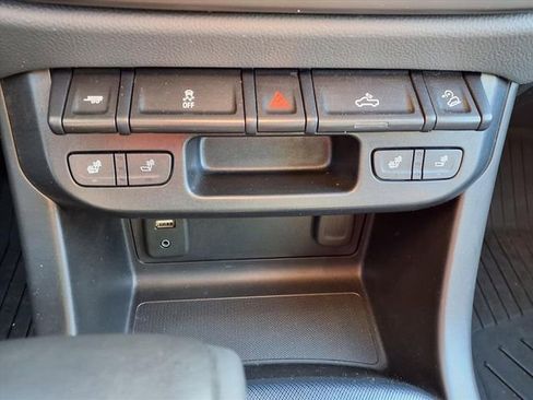 Used 2018 Chevrolet Colorado Z71 image 62