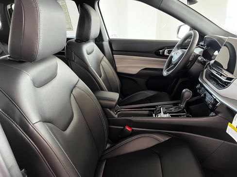 New 2026 Jeep Compass Limited AWD/4WD image 26