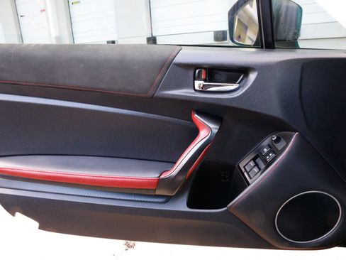 Used 2018 Subaru BRZ tS image 44