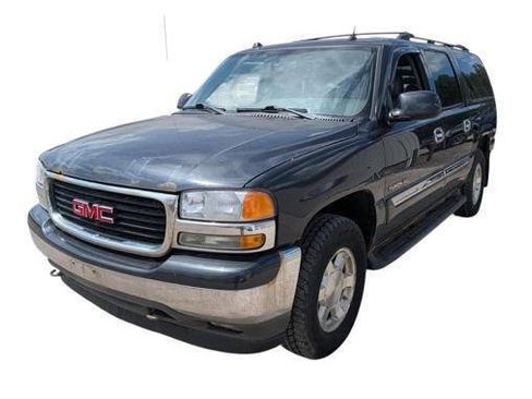 Used 2005 GMC Yukon XL SLT w/ SLT Preferred Equipment Group AWD/4WD image 1