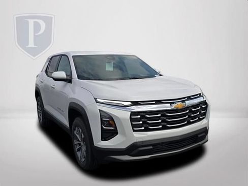 New 2026 Chevrolet Equinox LT FWD image 14