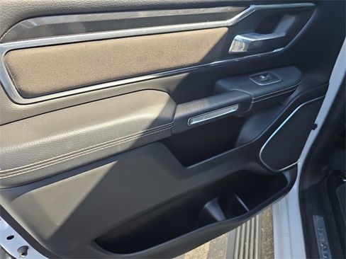 Used 2021 RAM 1500 Laramie image 11