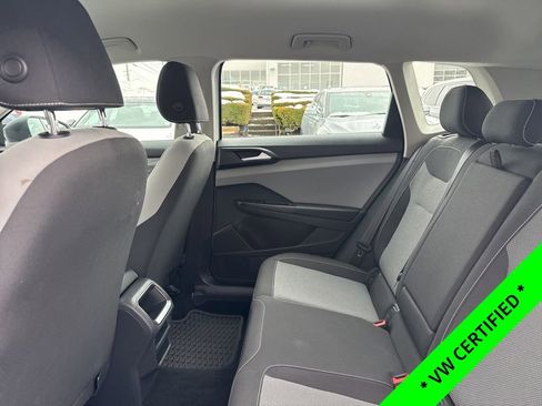 Certified 2022 Volkswagen Taos S image 13