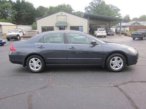 Used 2006 Honda Accord SE image 5