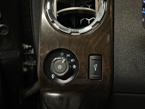 Used 2015 Ford F350 Platinum image 29